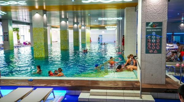 Campania de acces gratuit la AquaVentura continuă și în această săptămână pentru elevii din Sectorul 3 și părinții lor