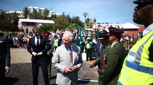 Marea Britanie anunță că nu-și cere scuze pentru sclavie, în timp ce regele Charles pleacă în Caraibe. Țările africane cer despăgubiri 