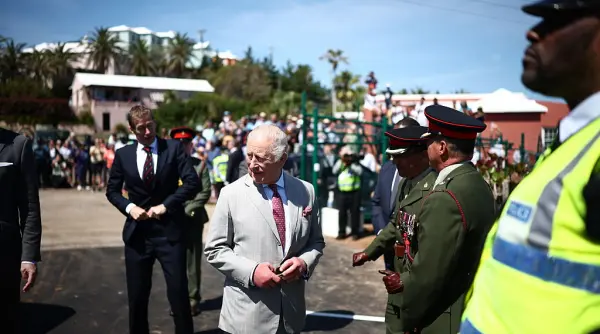 marea britanie anunta ca nu si cere scuze pentru sclavie in timp ce regele charles pleaca in caraibe tarile africane cer despagubiri