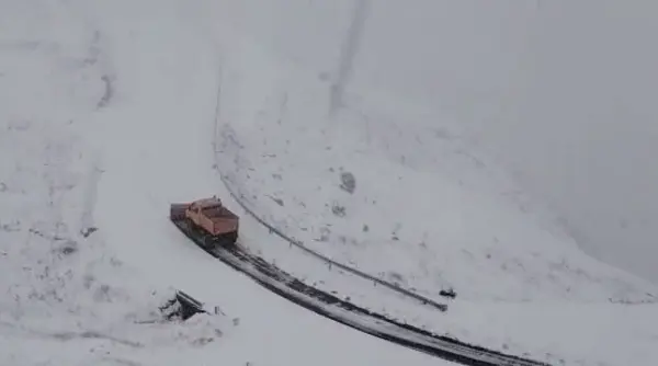 transfagarasanul tocmai a fost inchis ninsorile au oprit pe neasteptate circulatia pe ce sectoare din dn 7c e traficul interzis
