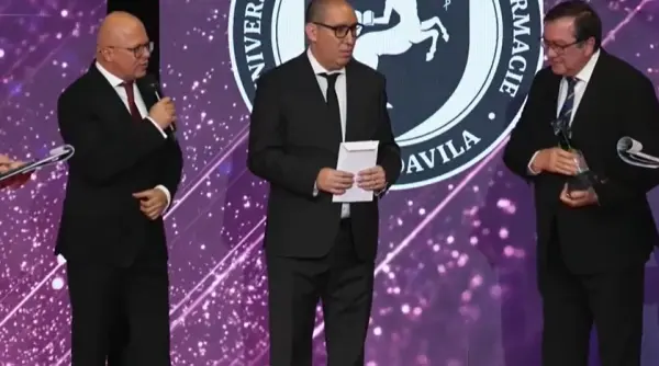 viorel jinga rectorul umf carol davila premiat la gala antena 3 cnn winners of the future pentru programul scoala din spital