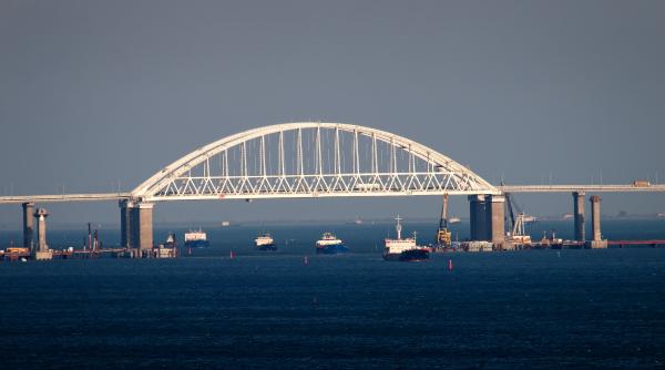 Rusia redeschide ruta cerealelor prin Marea Azov, după aproape patru luni de blocaj. Navele vor fi escortate militar