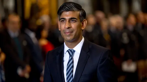 cat castiga rishi sunak din colaborarile cu anthropic microsoft si goldman sachs sume de necrezut pentru cateva ore de munca