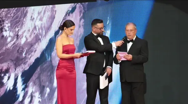 dumitru prunariu lectie de ambitie pentru tineri dorinta de a merge mai departe decat ceea ce imi era cunoscut