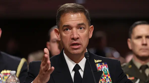 seful centcom l ar fi informat pe trump despre optiunile militare impotriva iranului la o intalnire cu hegseth si caine