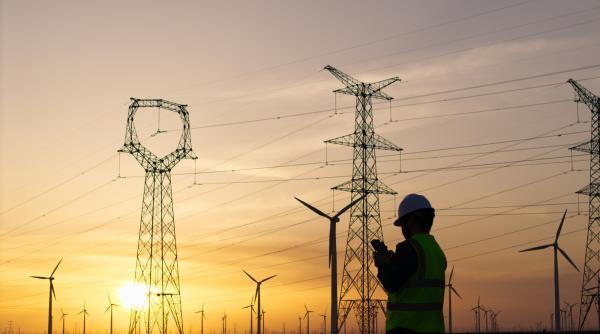 Atacurile cibernetice, o amenințare tot mai mare pentru rețelele de energie. Avertismentul specialiștilor