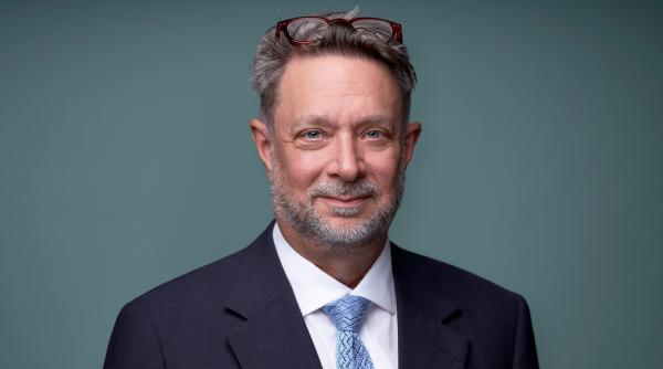 „De ce apreciem mai mult un Mars decât un medicament care salvează vieți?” CEO-ul Sandoz și problema antibioticelor ieftine din China