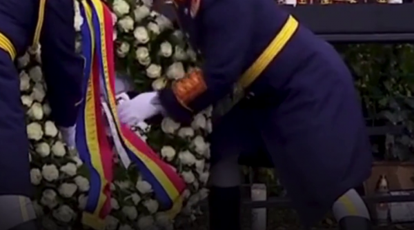 Nicușor Dan a adus un omagiu pentru victimele de la Colectiv
