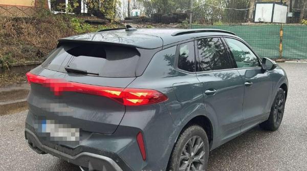 O maşină de 30.000 de euro, căutată pentru confiscare, a fost descoperită de poliţişti la Vama Giurgiu. Cine era la volan
