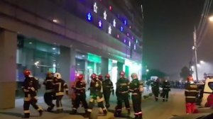 Alarmă de incendiu în Capitală! 20 de mașini de intervenție au fost mobilizate