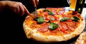 Un român a investit 100.000 de euro într-o pizzerie. Ce a descoperit după doar câteva luni
