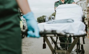 O femeie din Sibiu a fost jefuită în timp ce se afla pe masa de operație