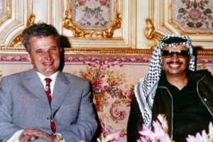 Prima întâlnire dintre Ceauşescu şi Yasser Arafat. Ce a vrut liderul palestinian să-i transmită cu orice preț lui Nea Nicu