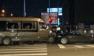 Accident șocant în București: 21 de victime, șase persoane au fost transportate la spital