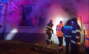Incendiu dramatic la Brașov! O persoană a murit arsă de vie în propriul apartament