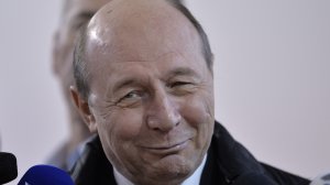 Traian Băsescu, informator al securității. Documentul care atestă