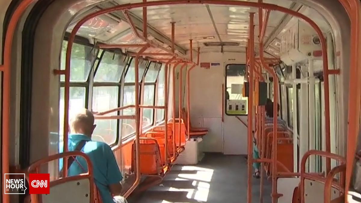 Aer sufocant în mijloacele de transport din Capitală! Oamenii se plâng