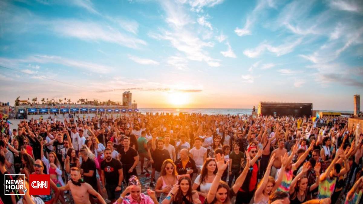 È iniziato Neversea 2023, il festival sulla spiaggia più grande d’Europa.  Quanto è costata l’organizzazione dell’edizione di quest’anno?