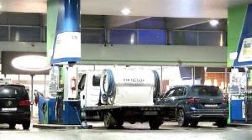 10 lei litrul de motorină, scenariul negru al specialiştilor. Preţul creşte aproape zilnic