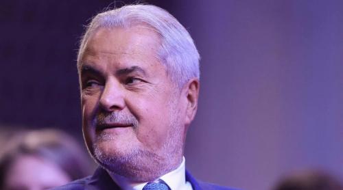 „Borfaș e mă ta” / „I am dat țeapă lu' mă ta?”   Adrian Năstase a răbufnit, după congresul PSD