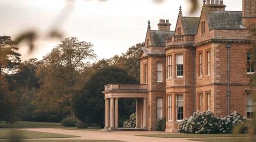 Descoperiri surprinzătoare la petrecerile secrete ale prinţului Andrew