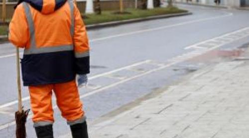 Meseriile fără studii superioare unde poţi câştiga 8.100 €. Ţara europeană care caută 85.000 de muncitori