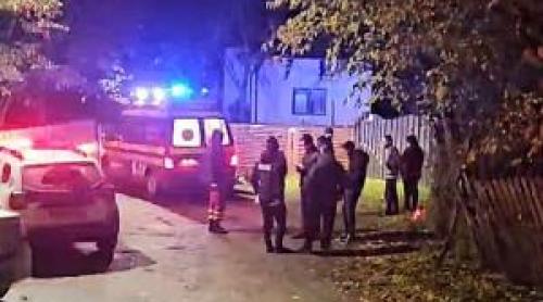 O mamă a trei copii ucisă de soţ în faţa celui mai mic, în Teleorman. Băieţelul îşi ţinea încă mama în braţe