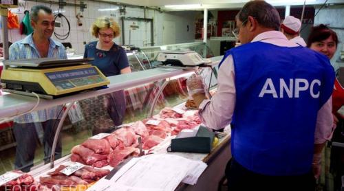 Adio, carne, legume și fructe de sărbători! ANPC retrage tone întregi