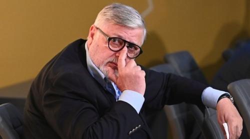 Cum a ajuns milionarul român cu 33.000 de euro salariu pe lună să aibă apartament cu jacuzzi la doar 20 de ani