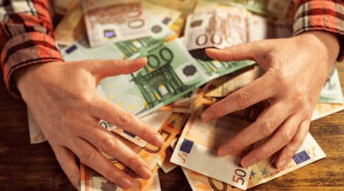 Cum să economisești ca un milionar. Sfaturi simple de urmat în noul an