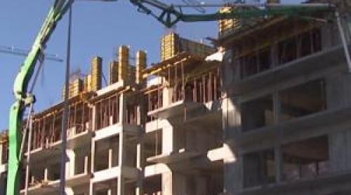 După ani de scumpiri, piața imobiliară frânează. Ce se întâmplă cu prețurile locuințelor anul viitor