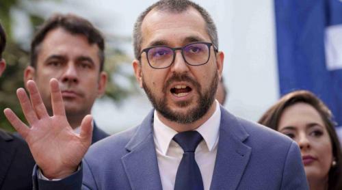 Lovitură pentru omul lui Nicușor Dan: În loc de despăgubiri de la Mircea Geoană, Vlad Voiculescu trebuie să i achite cheltuielile de judecată 