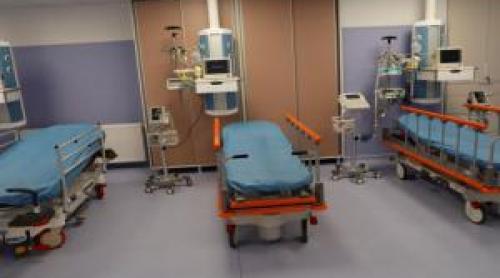 Medici revoltaţi de amânarea creşterii punctului pe serviciu medical: Vindecaţi i voi pe pacienţi prin OUG uri