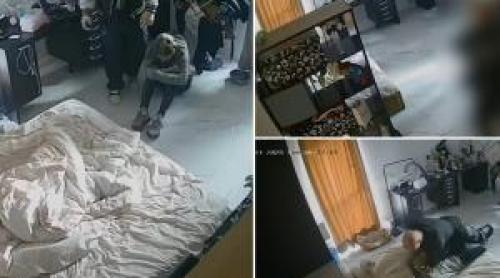 Momentul când un bărbat din Timiș intră în casă peste fosta iubită și o ia la bătaie