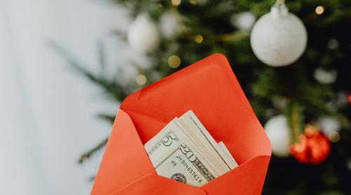 Prime de Crăciun de până la 1.000 de lei. Ce alte beneficii vor primi angajații