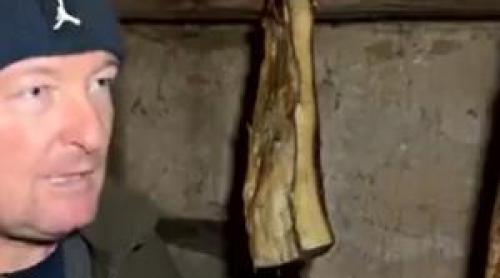 Slănină ascunsă în ultima iarnă comunistă, păstrată 35 de ani într un turn din Sibiu. Cine a lăsat o acolo