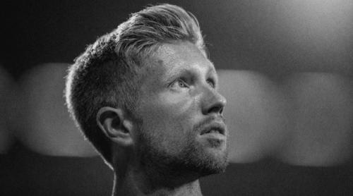 Un fotbalist a murit după ce s a prăbușit din telescaun, de la 70 de metri înălțime, în timpul unei vacanțe la schi