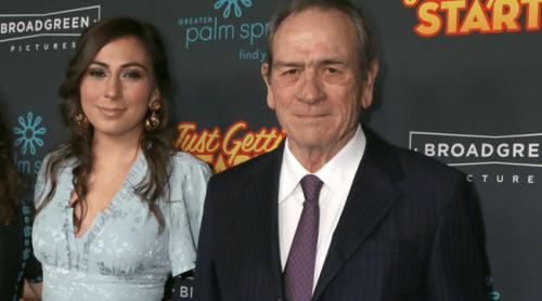 Apelul care ridică semne de întrebare după moartea fiicei lui Tommy Lee Jones. Tânăra ar fi prezentat „modificări de culoare”