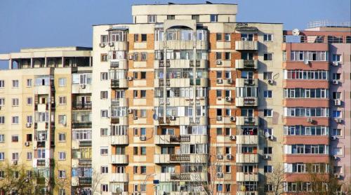 Atenție, proprietari de apartamente! Dărâmarea unui perete sau instalarea unei noi cabine de duș vă poate duce direct în instanță