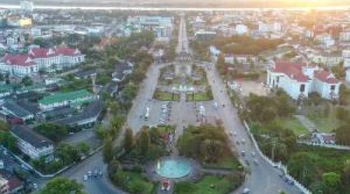 Cum e viaţa în cea mai tânără capitală comunistă din lume