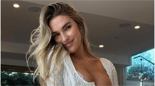 O fostă jucătoare de volei face furori în online. Ipostazele în care a apărut în văzul tuturor