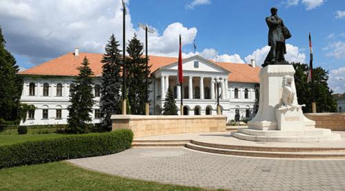 Orașul din Europa care a fost invadat de români. 8 din 10 turiști sunt din țara noastră: „E scris în limba română peste tot”