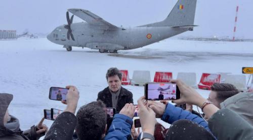 Președintele Nicușor Dan, blocat în Paris din cauză vremii: Avioane am mai pierdut, dar blocat nu îmi aduc aminte. Aeronava Spartan cu care urma să revină în România nu poate decola de ninsoare