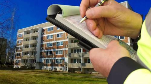 Amenzi de mii de lei dacă lași aceste obiecte pe palier, la bloc. Legea este clară