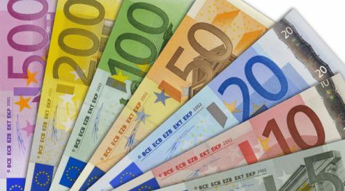 Consilier al guvernatorul BNR: România a pierdut 8 miliarde de euro în două zile înaintea turului doi al prezidenţialelor