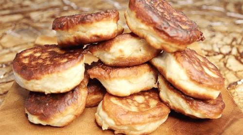 Cum se gătesc oladiile, preferatele Annei Lesko. Preparatul este de origine rusească și te va face să te lingi pe degete