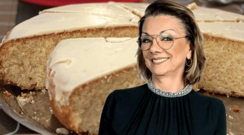 Cum se prepară Vasilopita, prăjitura preferată a lui Carmen Tănase. E un desert tradițional grecesc cu gust unic