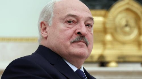 Lukașenko dă lecții femeilor cum să și păstreze frumusețea și tinerețea. „Luați o lopată în mână și curățați zăpada”