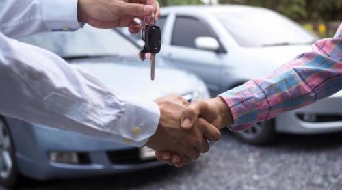 Marea țeapă a mașinilor second hand: 1 din 3 români se alege cu o ruină pe roți