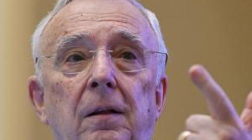 Mugur Isărescu anunță când ar putea trece România la Euro